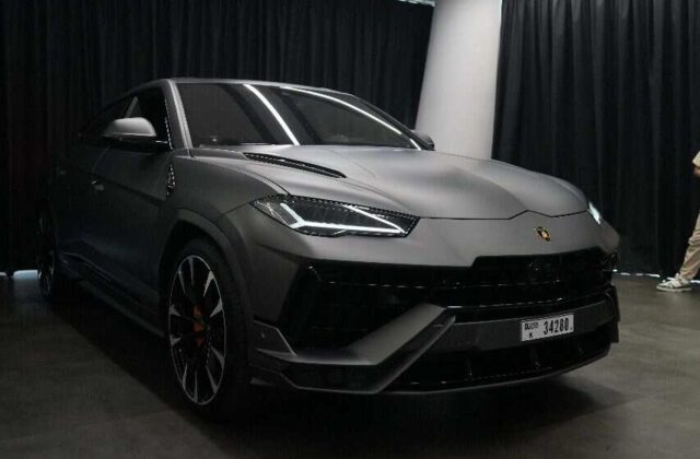 Lamborghini Urus Matte Black