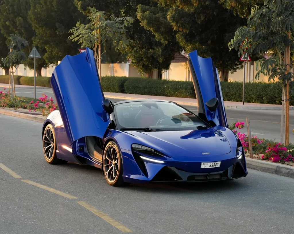 McLaren Artura Spider
