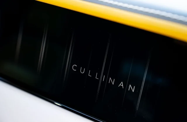 Rolls Royce Cullinan 2025