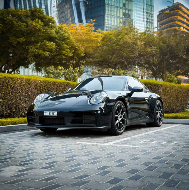 Porsche-911-Carrera-2025_38726_33258741075-22
