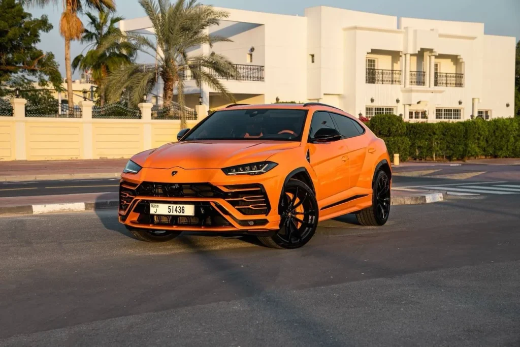 Lamborghini Urus Orange
