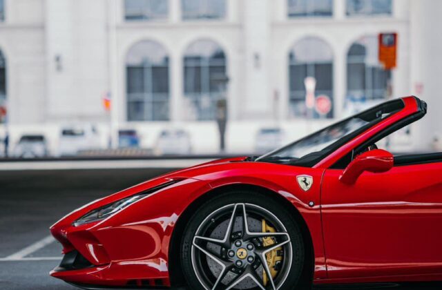 Ferrai F8 Spider