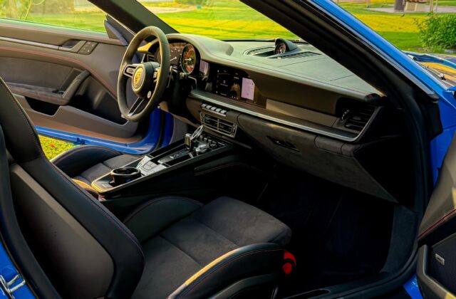 Porsche 911 Carrera GTS