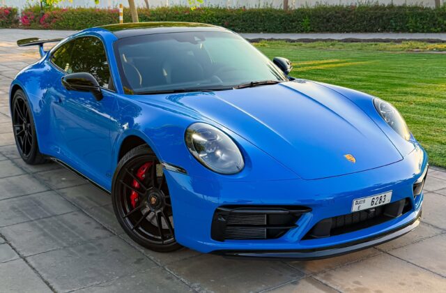 Porsche 911 Carrera GTS